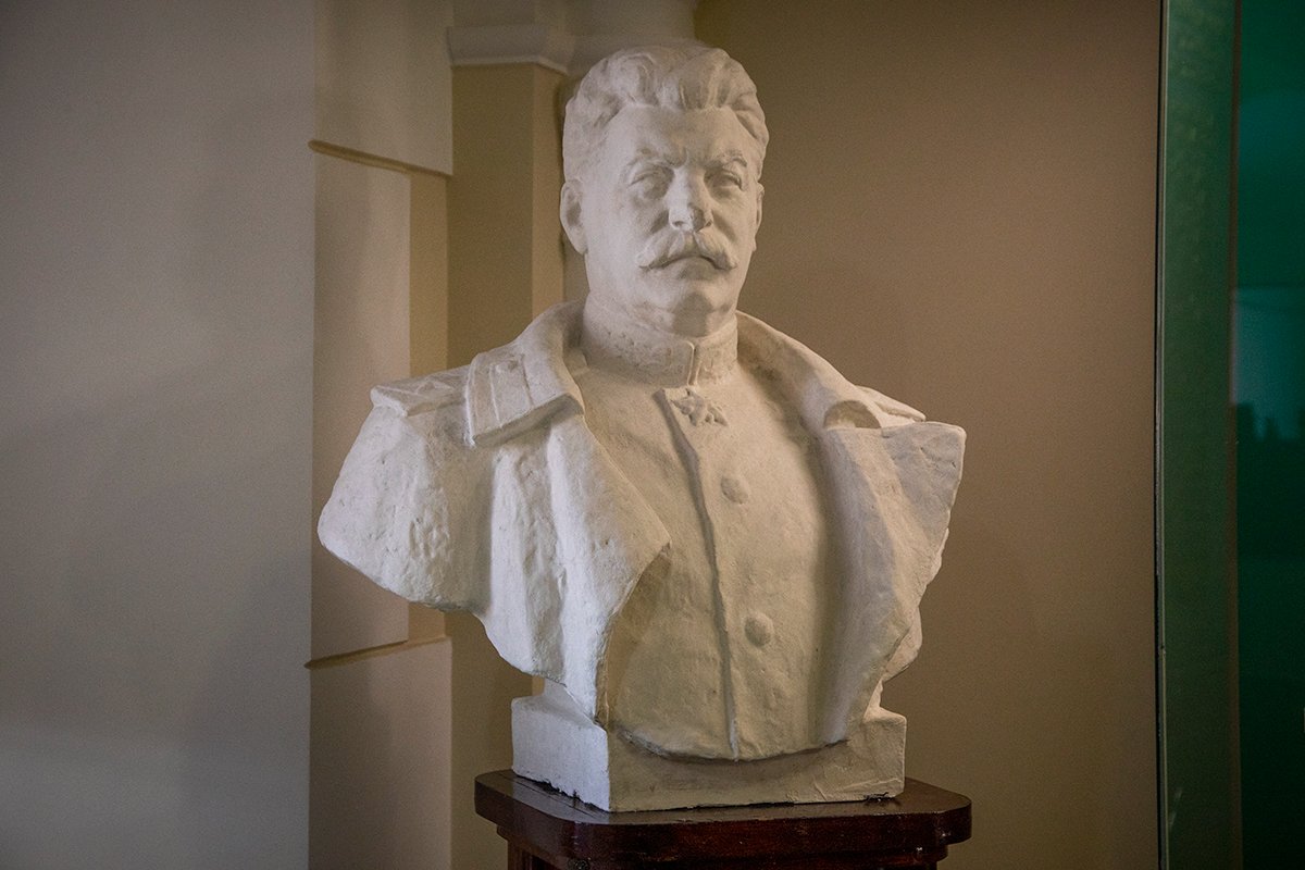 Бюст Сталина в Музее артиллерии. Фото: Алексей Душутин / «Новая газета»