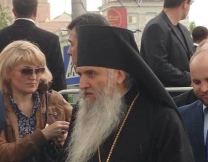 Архиепископ Новоазовский Варсонофий (Винниченко) на годовщине референдума ДНР. Фото из соцсетей