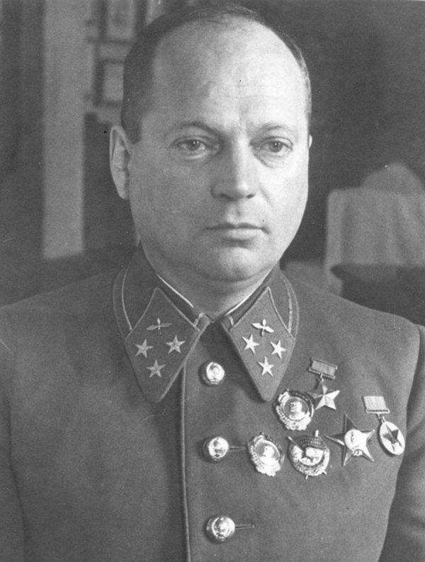 Евгений Саввич Птухин. Фото из архива